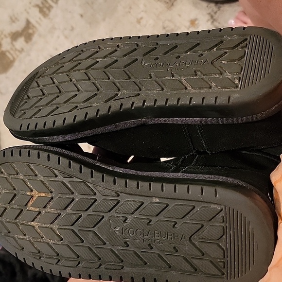 Kookaburra UGG Girl's Seude Leather Aribel Boots by UGG - Picture 7 of 13